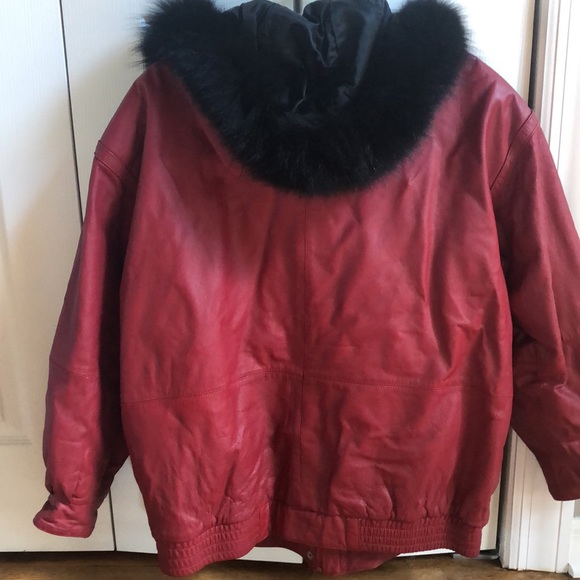 Red hooded leather jacket - Picture 2 of 2